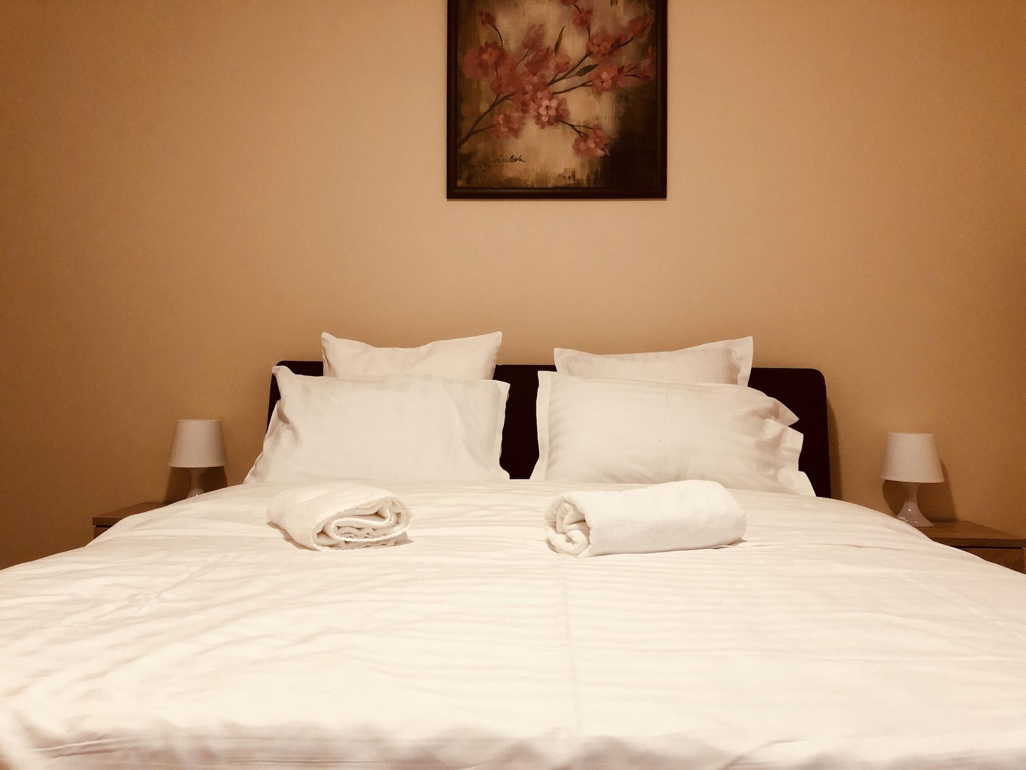 Monte Carlo Palace Rooms Bukares Bagian luar foto