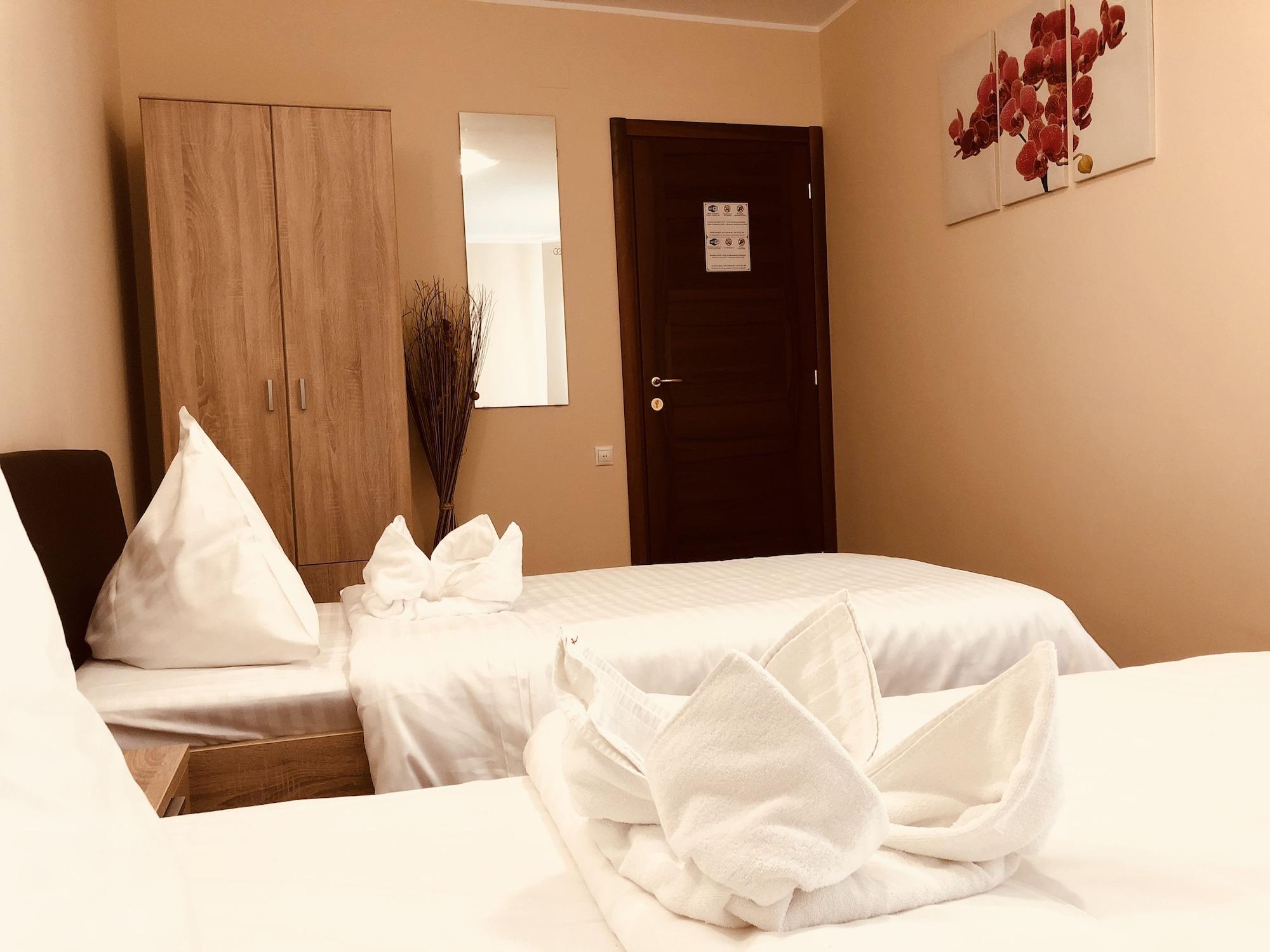 Monte Carlo Palace Rooms Bukares Bagian luar foto