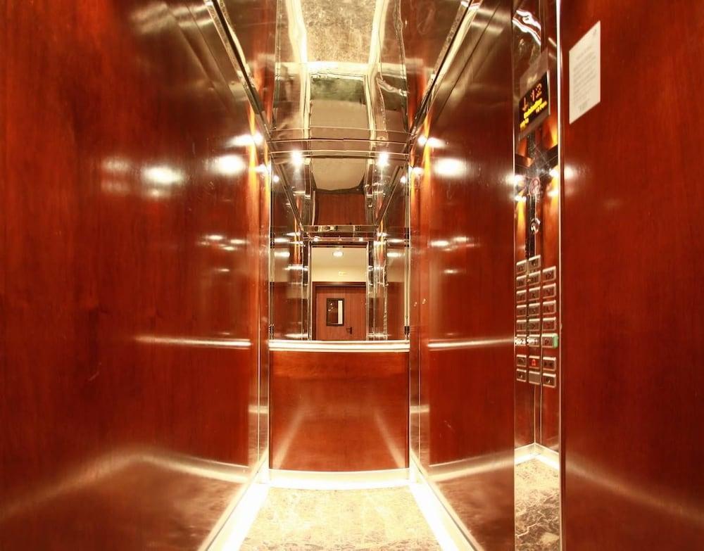 Monte Carlo Palace Rooms Bukares Bagian luar foto