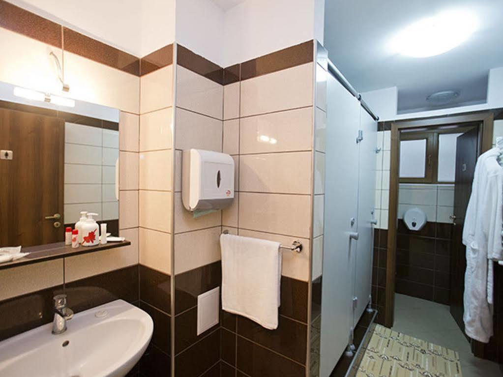 Monte Carlo Palace Rooms Bukares Bagian luar foto