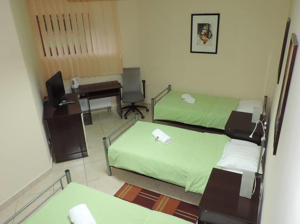 Monte Carlo Palace Rooms Bukares Bagian luar foto