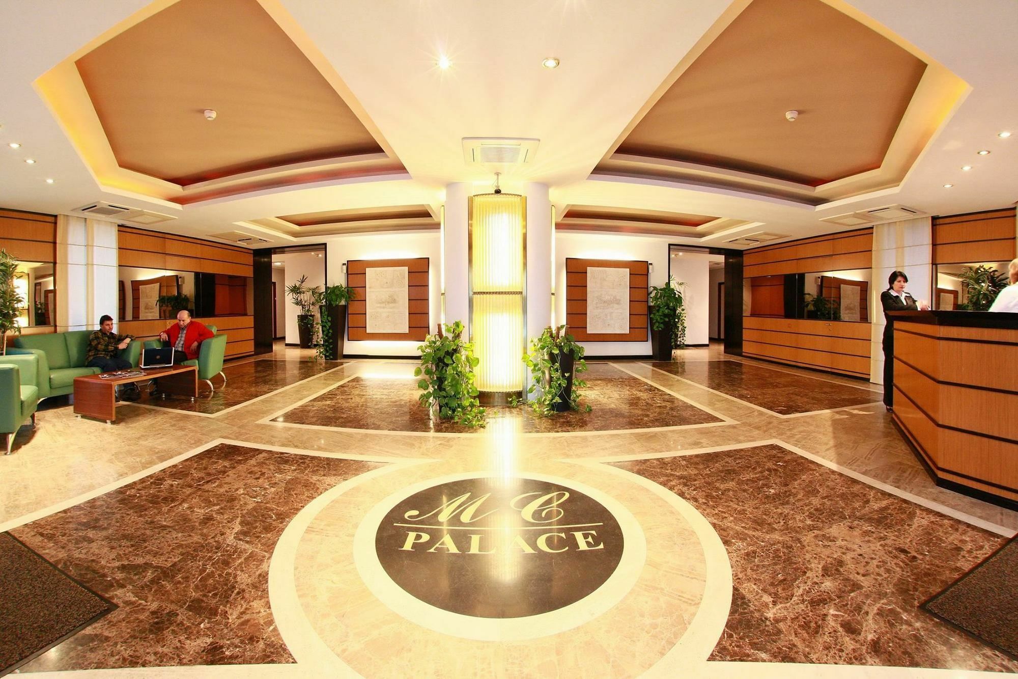 Monte Carlo Palace Rooms Bukares Bagian luar foto